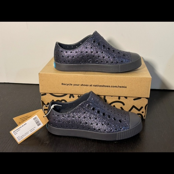 Native Jefferson Bling Slip On Shoes Glittered Onyx Bling/Onyx Little Kids C11 - Picture 2 of 14